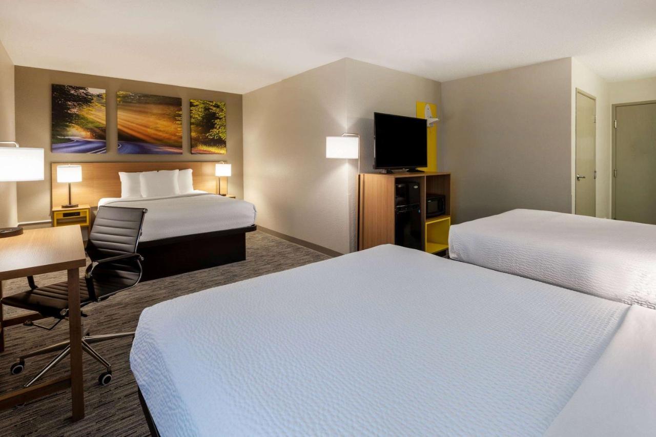 Days Inn By Wyndham Racine/Sturtevant Экстерьер фото